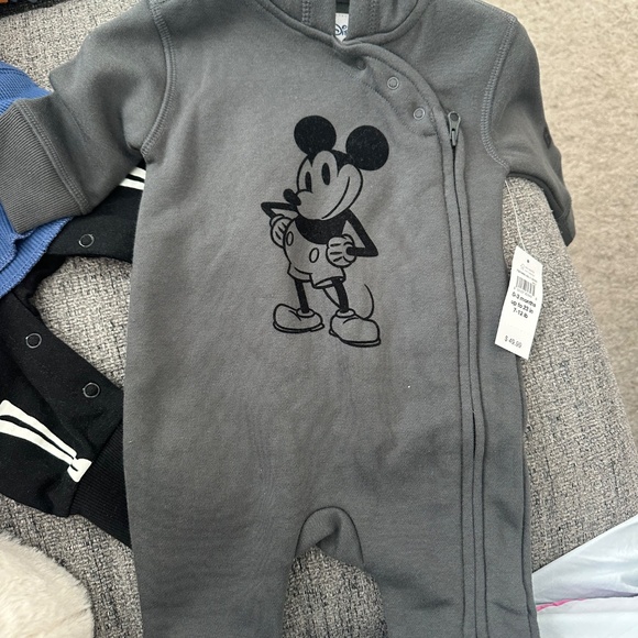 NWT GAP BUNDLE - Picture 3 of 5